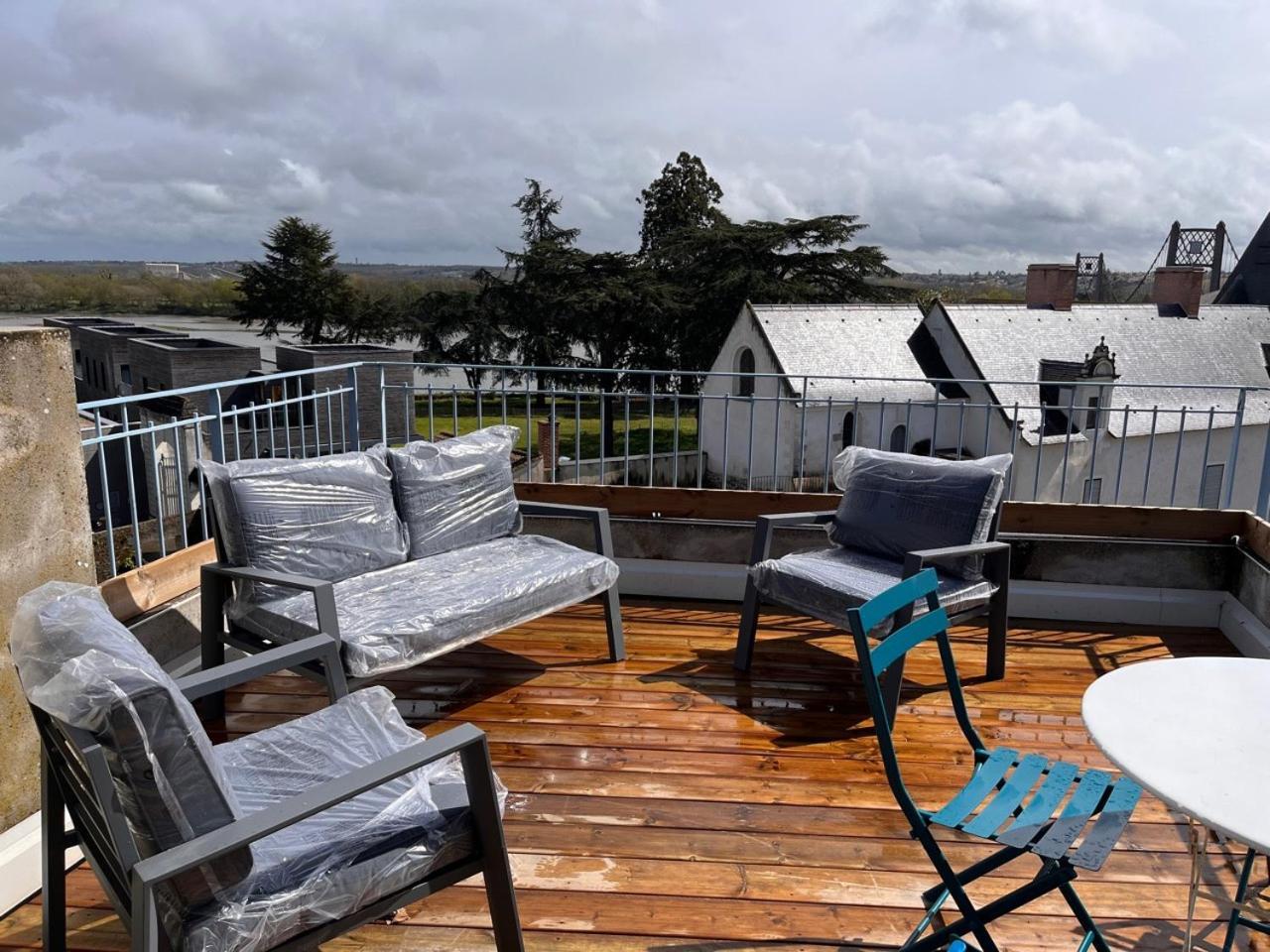 Grand Gite Terrasse Vue Loire Et Chateau D'Ancenis Buitenkant foto